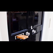 Secondery 5---garçon-wines---postal-box-in-letterbox2.jpg