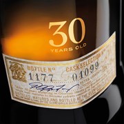 Secondery Glenfiddich-30YO-bottle-side2.jpg