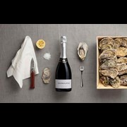 Secondery Gusbourne-Blanc-de-Blancs-2.jpg