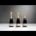 Secondery Gusbourne-English-Sparkling-Wine-1.jpg