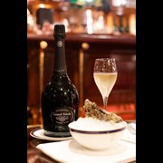 Secondery Laurent-perrier-grand-siecle-wellington.jpg