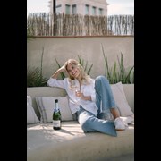 Secondery codorniu-zero-alcohol-free-sparkling-white-wine-75cl-life.jpg
