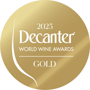 Secondery decanter-gold-award-2025.png