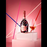 Secondery laurent-perrier-ruban-visuel-02-copy.jpg