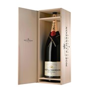 Secondery moet-brut-neb-boxed-open.jpg
