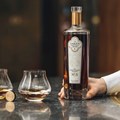 Secondery the-lakes-single-malt-whiskymakers-reserve-no-5-open.jpg