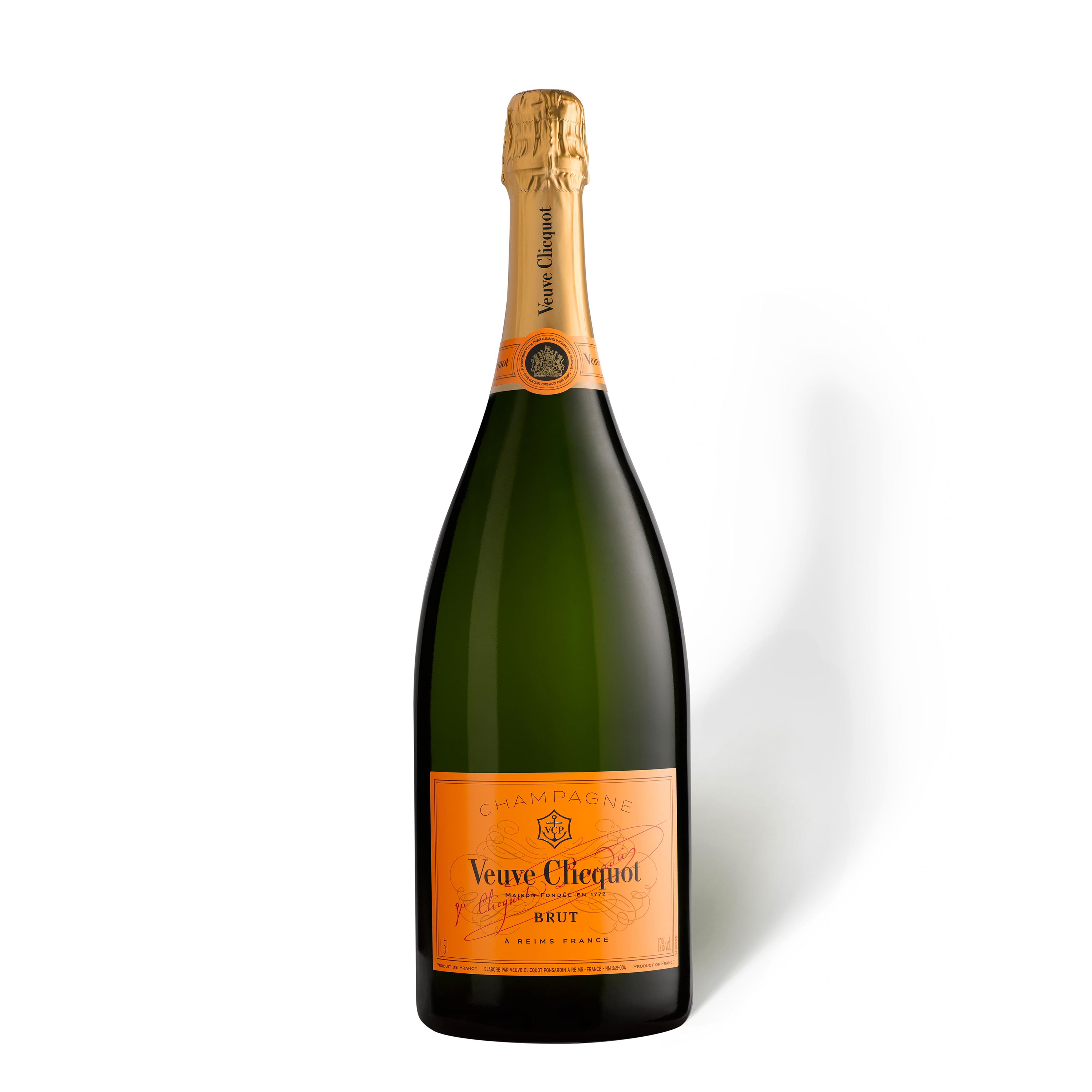 Бутылка вдовы клико. Шампанское Veuve Clicquot Ponsardin Brut 0.75. Вдова Клико брют шампань. Veuve Clicquot Brut 0.75 л. Veuve Clicquot Ponsardin Brut.