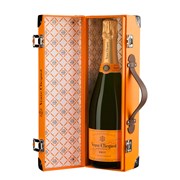Secondery veuve-trunk-box-open.jpg